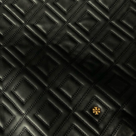 Tory Burch Large Fleming Tote - Picture 3 of 3